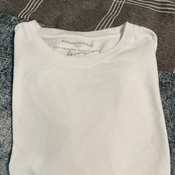 Banana Republic White Tee